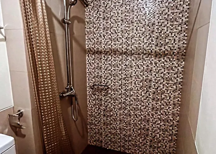 Tinee Staycation Apartahotel 3*